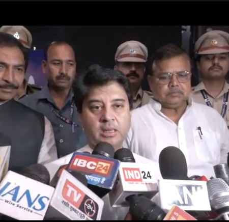Jyotiraditya Scindia hails PM Modi’s new mantra of ‘Nagrik Devo Bhava’