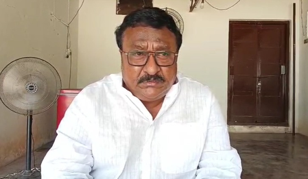 कांग्रेस नेता का मुख्यमंत्री सिद्धारमैया के बयान पर निशाना सीएम को इलाज की जरूरत, पद से देना चाहिए इस्तीफा कांग्रेस नेता का मुख्यमंत्री सिद्धारमैया के बयान पर निशाना सीएम को इलाज की जरूरत, पद से देना चाहिए इस्तीफा