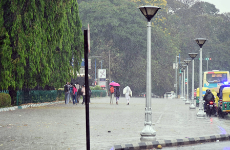 Showers in Chennai bring respite from heat, rainfall alert in several districts of Tamil Nadu for tomorrow
