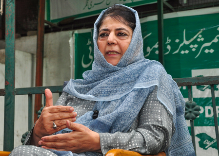 Mehbooba Mufti urges HM Amit Shah to extend financial support to Poniwalas ahead of Amarnath Yatra