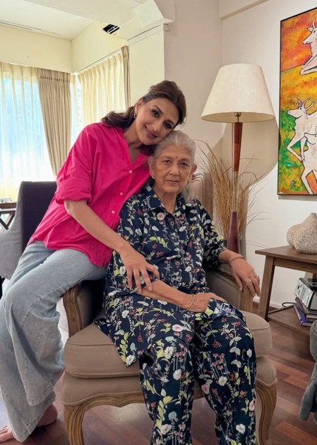 मदर्स डे: संजय से सोनाली तक, मां के लिए बोले सितारे- ‘ममता की छांव में जो सुख, वो राजमहलों में कहां’