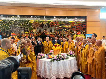 Vietnam: Holy relics of Lord Buddha sent from India arrive in Hanoi Vietnam: Holy relics of Lord Buddha sent from India arrive in Hanoi
