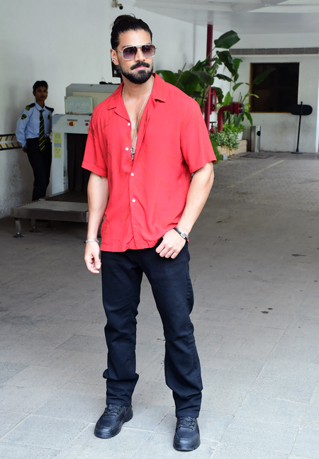 जिया खान केस के बाद सूरज पंचोली ने बॉलीवुड को कहा अलविदा, अभिनेता ने बताई सच्चाई जिया खान केस के बाद सूरज पंचोली ने बॉलीवुड को कहा अलविदा, अभिनेता ने बताई सच्चाई