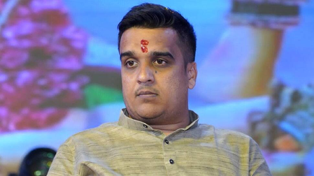 Gujarat minister warns usurers, illegal arms holders of strict action