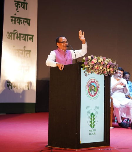 Centre opens Soil Library to boost Maharashtra farm sector; Clean Plant Lab to be set up in Pune soon Centre opens Soil Library to boost Maharashtra farm sector; Clean Plant Lab to be set up in Pune soon