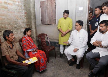 Tripura CM extends financial help to family of two deceased children Tripura CM extends financial help to family of two deceased children