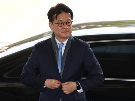 South Korea: Two senior prosecutors offer to resign amid controversy over probe into ex-First Lady South Korea: Two senior prosecutors offer to resign amid controversy over probe into ex-First Lady
