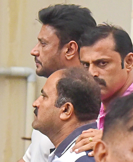 Fan murder case: K'taka Police submit additional charge sheet against Darshan