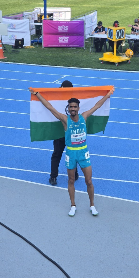 Asian Athletics: Gulveer wins gold; Annu misses medal on mixed day for India (Ld) Asian Athletics: Gulveer wins gold; Annu misses medal on mixed day for India (Ld)