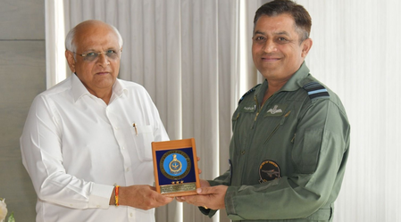 Air Marshal Nagesh Kapoor meets Gujarat CM in Gandhinagar