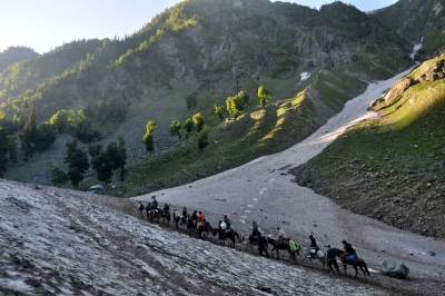 Centre approves deployment of 581 companies of CAPF for Amarnath Yatra security