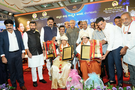 K'taka govt felicitates Booker Prize winners Banu Mushtaq, Deepa Bhasthi