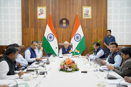 Manipur Guv, Union Home Secy review India-Myanmar border fencing; law & order situation