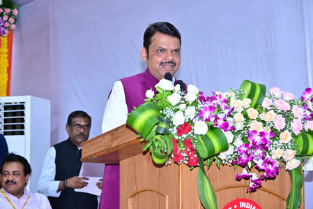 Mumbra railway accident: Maha CM orders probe, announces compensation of Rs 5 lakh to kin of deceased