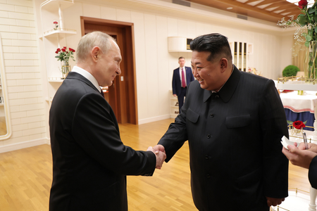 North Korean leader Kim sends message congratulating Putin on Russia Day North Korean leader Kim sends message congratulating Putin on Russia Day