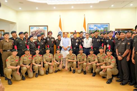 Mount Everest conquered: Defence Minister Singh felicitates 10 NCC cadets for historic feat