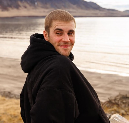 Justin Bieber shares 'the secret’ in life with multiple Instagram selfies Justin Bieber shares 'the secret’ in life with multiple Instagram selfies