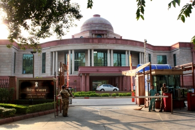 Karnataka urges MEA to expedite return of students stranded in Iran