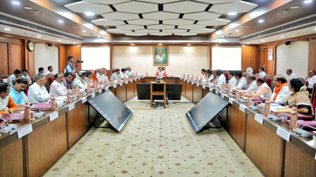 After 9-year freeze, MP govt employees to get promotions; new policy to create 2 lakh jobs After 9-year freeze, MP govt employees to get promotions; new policy to create 2 lakh jobs