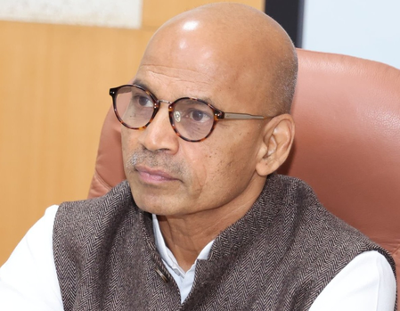 ‘Don’t fall prey to middlemen’: K’taka Minister to medical student aspirants