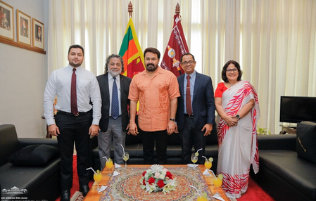 Mohanlal meets Sri Lankan PM, gets ‘gracious welcome’ at parliament Mohanlal meets Sri Lankan PM, gets ‘gracious welcome’ at parliament