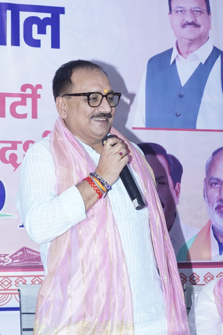 Sisodia's questioning: Delhi BJP chief says many AAP leaders will land in jail soon Sisodia's questioning: Delhi BJP chief says many AAP leaders will land in jail soon