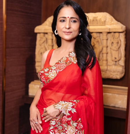 Lataa Saberwal asks for privacy as she announces separation from husband Sanjeev Seth Lataa Saberwal asks for privacy as she announces separation from husband Sanjeev Seth