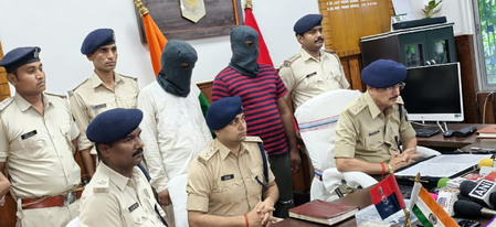 Bihar: 3,700 live cartridges seized in Kaimur, two smugglers arrested Bihar: 3,700 live cartridges seized in Kaimur, two smugglers arrested