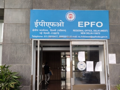 EPFO hikes auto-settlement limit for advance claims to Rs 5 lakh in 'people-centric move' EPFO hikes auto-settlement limit for advance claims to Rs 5 lakh in 'people-centric move'