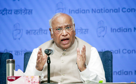 After Mallikarjun Kharge’s high command hint over new Karnataka CM, BJP's ‘ghost’ jibe