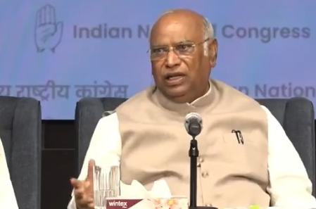 Tharoor in CWC because of his English, says Kharge amid row over Modi praise Tharoor in CWC because of his English, says Kharge amid row over Modi praise