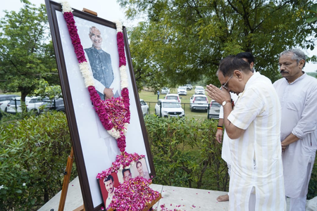 Delhi BJP pays tribute to former CM Sahib Singh Verma on his 18th death anniversary