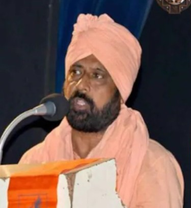 Bengal Police serve notice to Padma awardee monk Kartik Maharaj accused of raping woman in 2013
