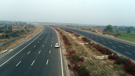 Delhi to Jaipur in three hours as trial run on new expressway link begins Delhi to Jaipur in three hours as trial run on new expressway link begins