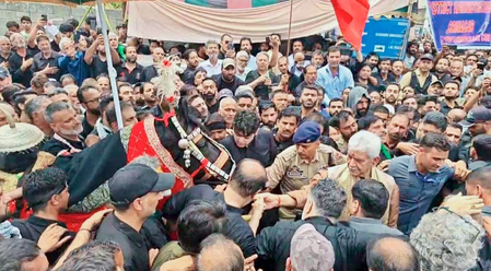 On 10th Muharram, Kashmir makes two loud statements of ‘Kashmiriyat’