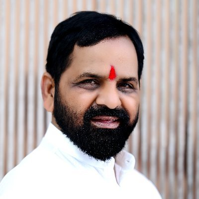 Maha govt to decide on banning artificial flowers: Minister Maha govt to decide on banning artificial flowers: Minister
