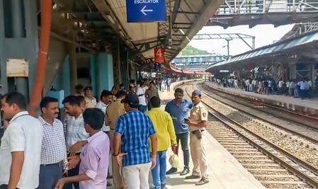 Railways give 9,000 jobs in Q1; plans 50,000 for FY 2025-26 Railways give 9,000 jobs in Q1; plans 50,000 for FY 2025-26