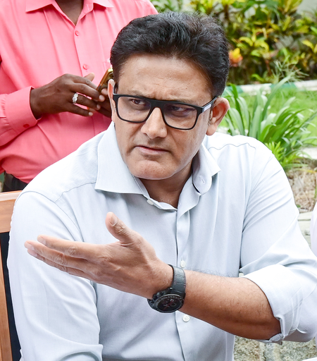 3rd Test: Consider job well done if India can bowl England out for under 300, says Kumble 3rd Test: Consider job well done if India can bowl England out for under 300, says Kumble