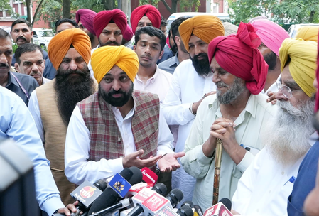 Being Punjab CM, I have every right to question country's foreign policy: Bhagwant Mann Being Punjab CM, I have every right to question country's foreign policy: Bhagwant Mann