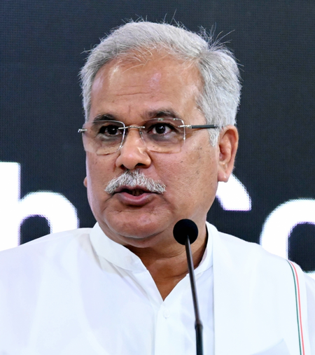 पिछड़े वर्ग को राहुल गांधी के साथ खड़ा होना चाहिए : भूपेश बघेल