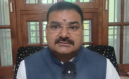 Congress' memory has weakened, says UP Minister Gangwar on Udit Raj's caste jibe
