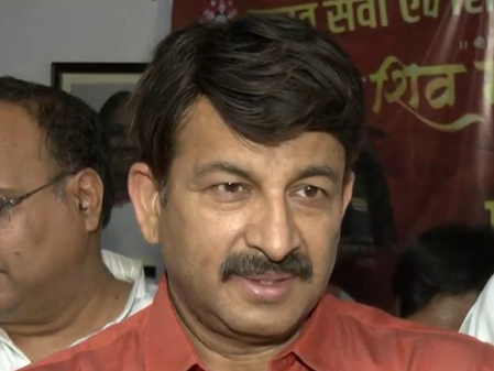 रेखा गुप्ता की सरकार पीएम मोदी के विजन के अनुसार कार्य कर रही है : मनोज तिवारी