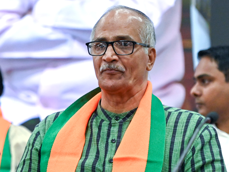 ‘Your army can’t stop me’, BJP's Sadanandan slams CPI(M) leader