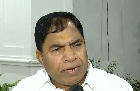विपक्षी गठबंधन से अलग होने पर योगेंद्र चंदोलिया का आप पर तंज, गिरगिट की तरह रंग बदलती है पार्टी