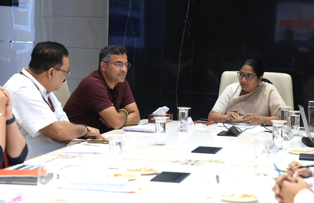 Delhi CM suggests expert panels to bring down pendency of govt’s court cases