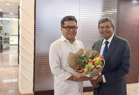 विदेश राज्य मंत्री मार्गेरिटा पहुंचे दक्षिण अफ्रीका, जी-20 विकास मंत्रिस्तरीय बैठक में लेंगे भाग विदेश राज्य मंत्री मार्गेरिटा पहुंचे दक्षिण अफ्रीका, जी-20 विकास मंत्रिस्तरीय बैठक में लेंगे भाग