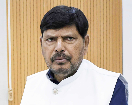 Ramdas Athawale urges calm amid Raj Thackeray-Nishikant Dubey row