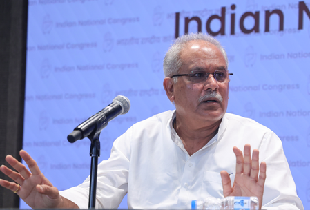 छत्तीसगढ़ के पूर्व सीएम भूपेश बघेल पहुंचे सुप्रीम कोर्ट, हाईकोर्ट के फैसले को दी चुनौती