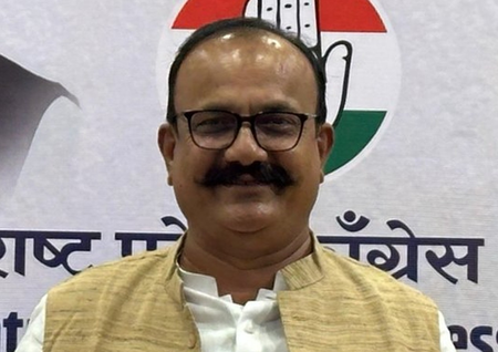 Take strict action against ‘shameless’ Agriculture Minister: Congress to Maha CM