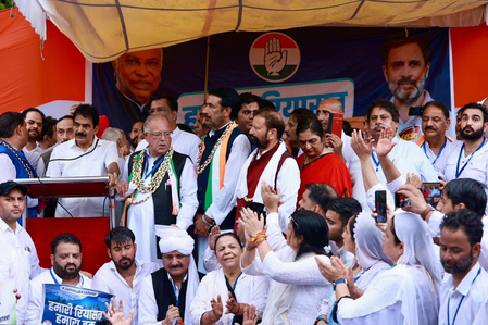 Congress protest at Jantar Mantar for J&K statehood restoration